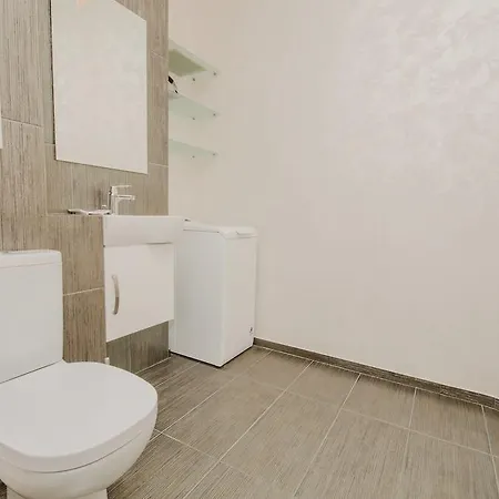 Nezavisimosti 85 V Appartamento Minsk